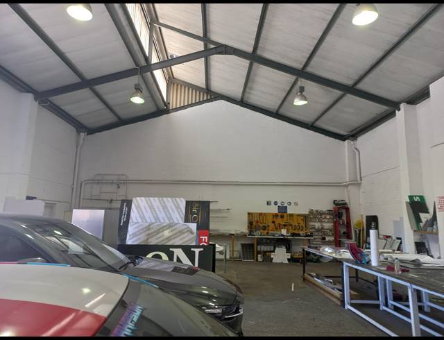 269M² WAREHOUSE RENTED IN MAITLAND
